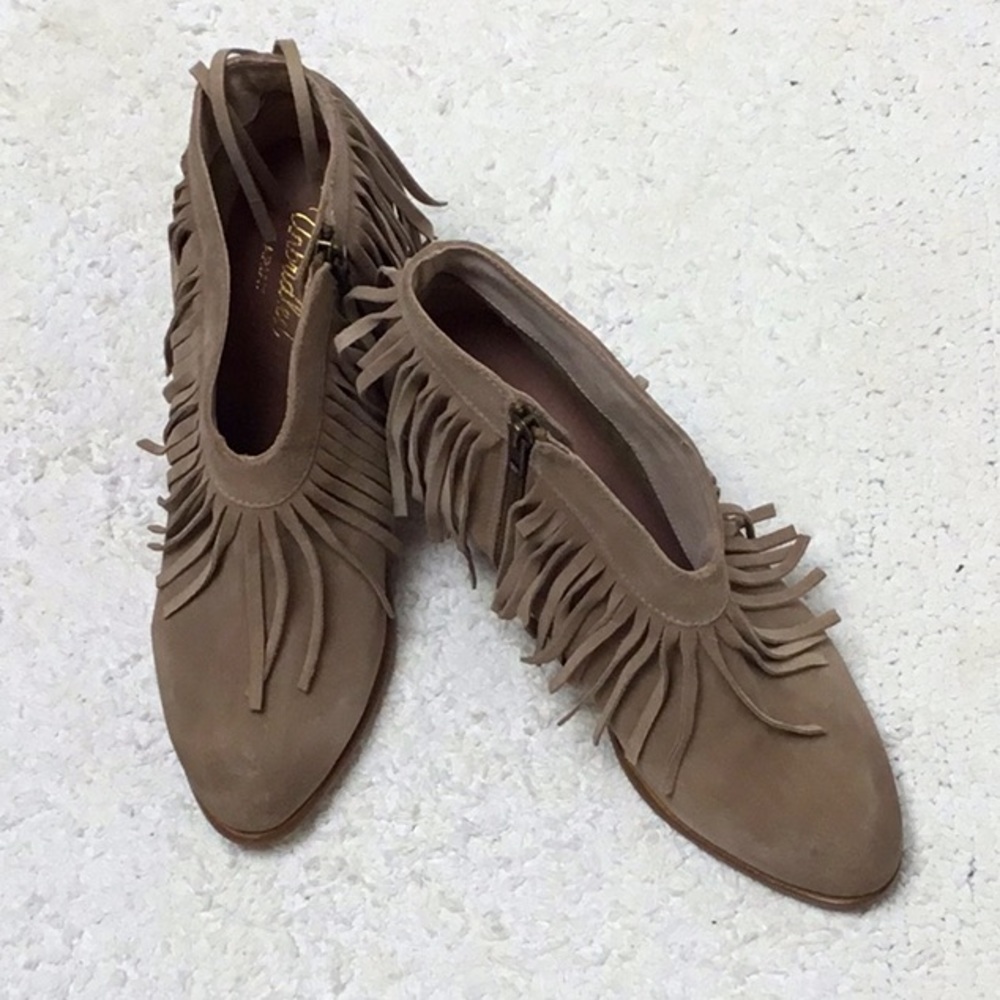 Ariat Fringed Ankle Boots size 9